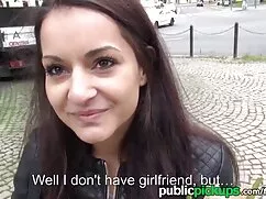 Pornó videó családi  ...