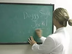 Pornó videó egy barn ...