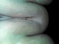 Pornó videó játszik  ...