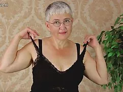 A nő a pornó videók  ...